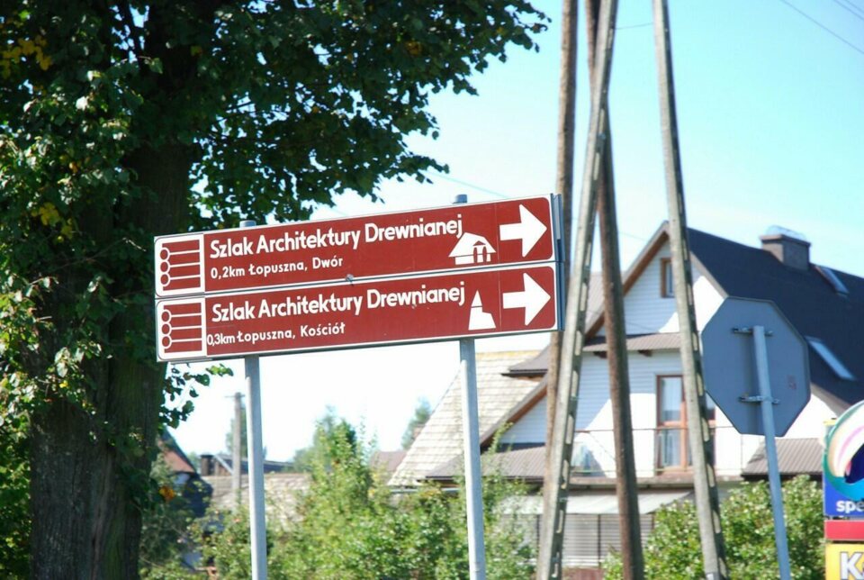 Łopuszna - kościółek drewniany_21